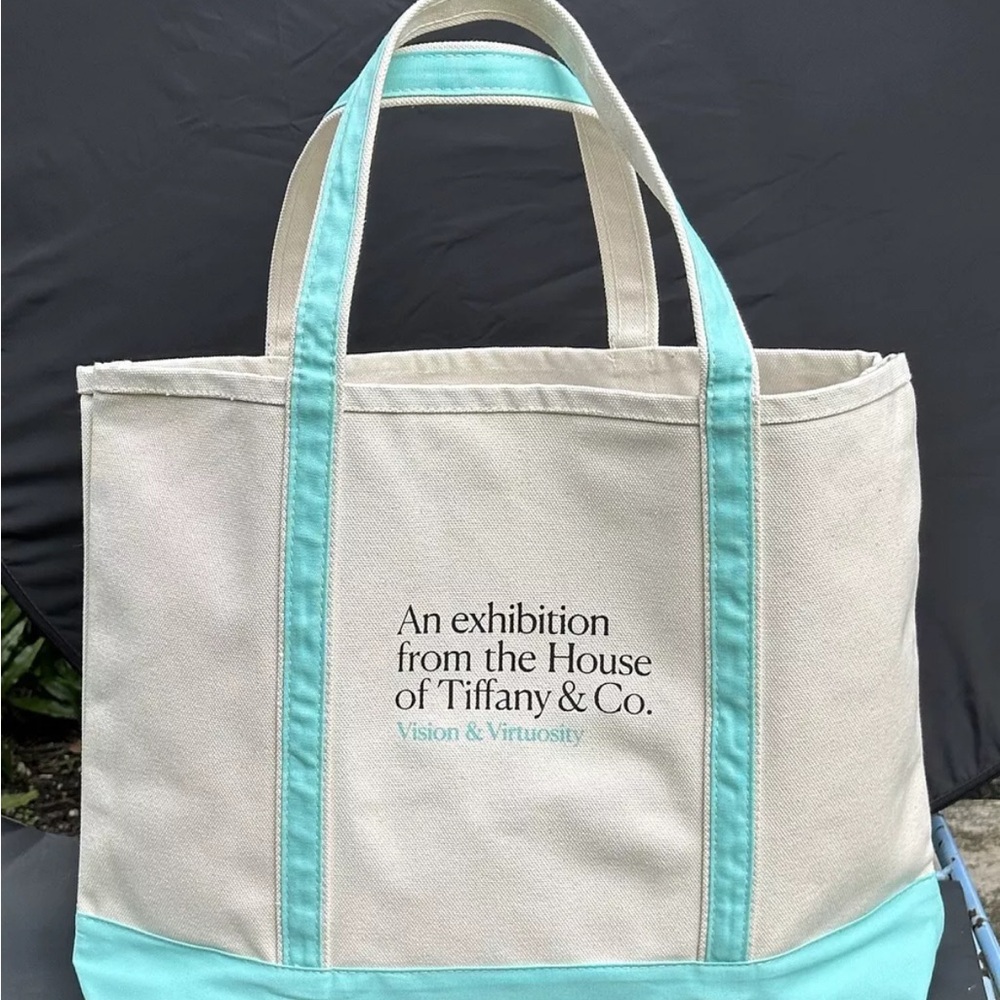 Tiffany & Co LARGE CANVAS Vision & Virtuosity Exposition TOTE/WEEKENDER BAG. NEW